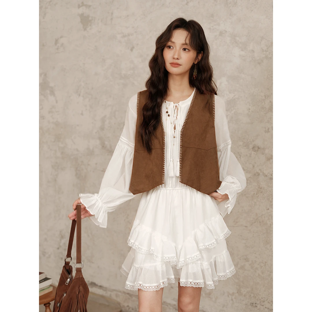 木易易 波西米亚不规则白色连衣裙马甲两件套女早秋旅游穿搭A字裙