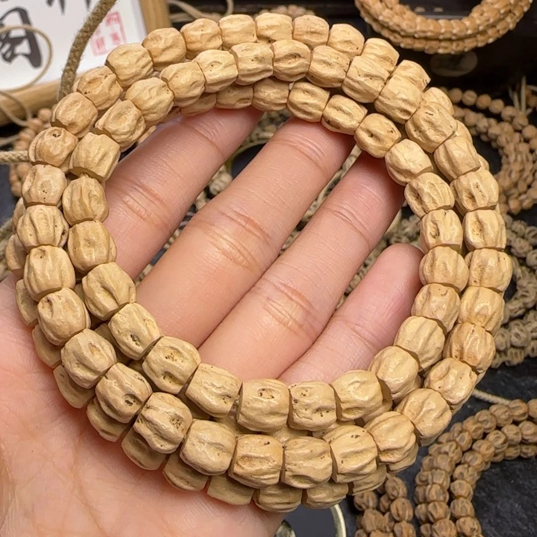 柏香籽/百香籽吊坠达***芙