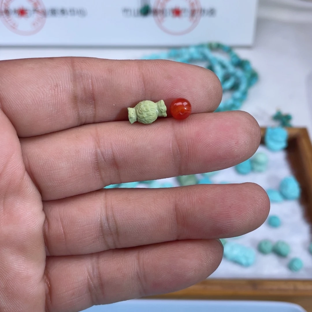 南红玛瑙未镶嵌颈饰283