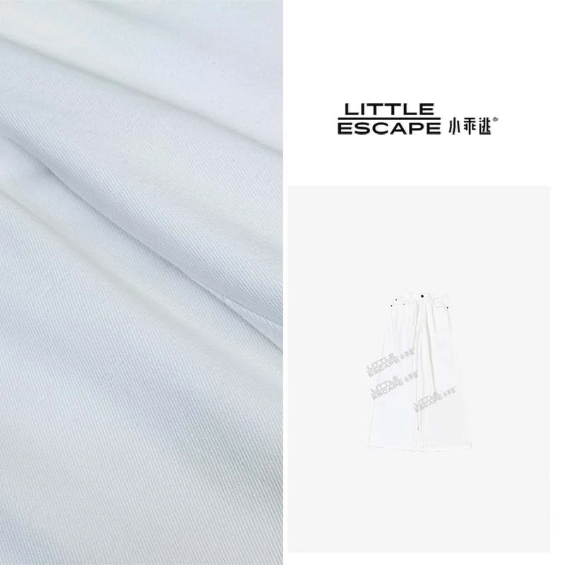 小乖逃休闲款时尚直筒白色长裤古铜点点水洗宽松中高腰 S25520