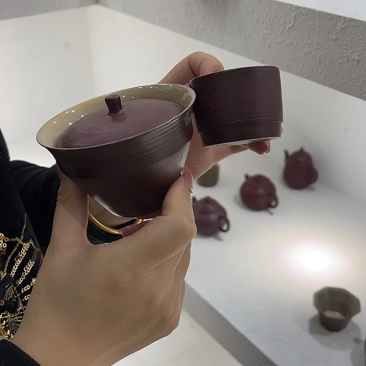 两件套哈哈哈哈哈哈哈