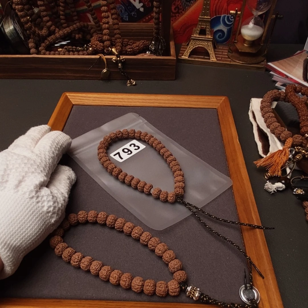 吊坠金刚菩提?*久哦哦哦哦哦哦哦哦哦