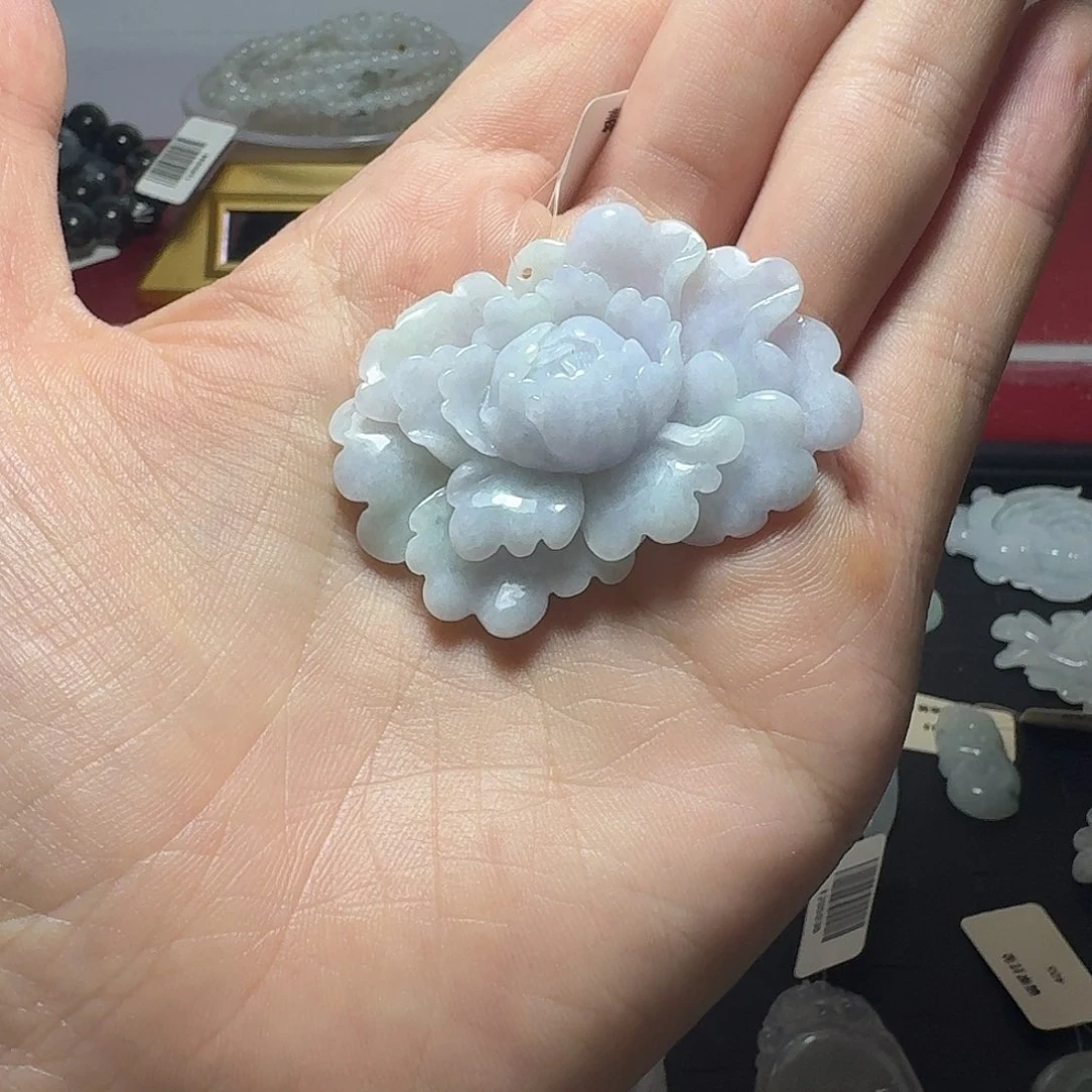 未镶嵌手链翡翠翡翠牡丹雕件