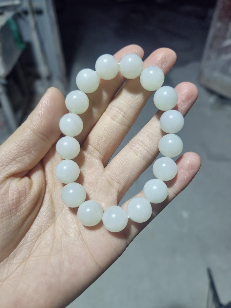 新疆和田玉米达手串