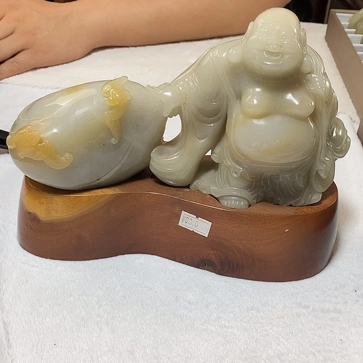 密玉（石英质玉）未镶嵌颈饰