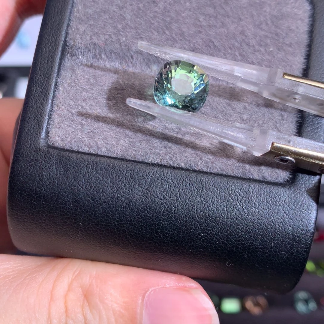 碧玺未镶嵌珠宝奇石3.6ct