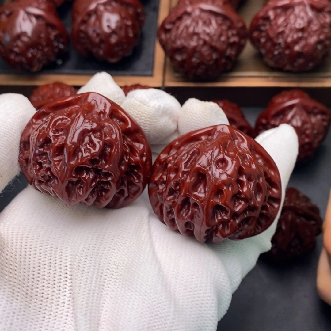 文玩核桃吊坠宫灯