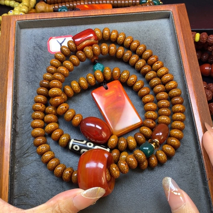 星月菩提吊坠菩提