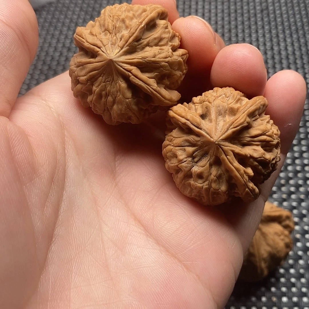 文玩核桃吊坠核桃