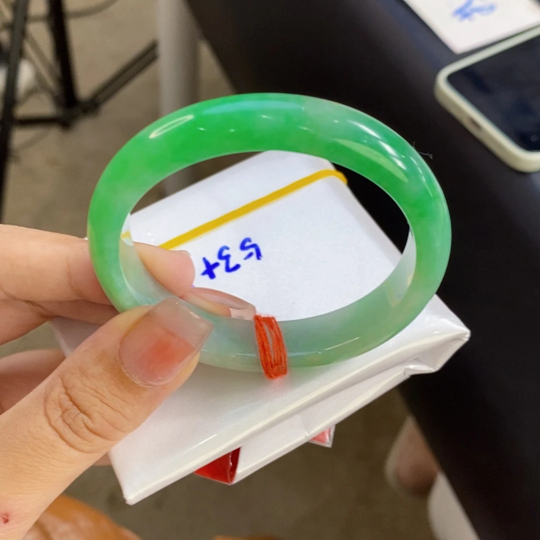 翡翠手镯未镶嵌8号贵妃