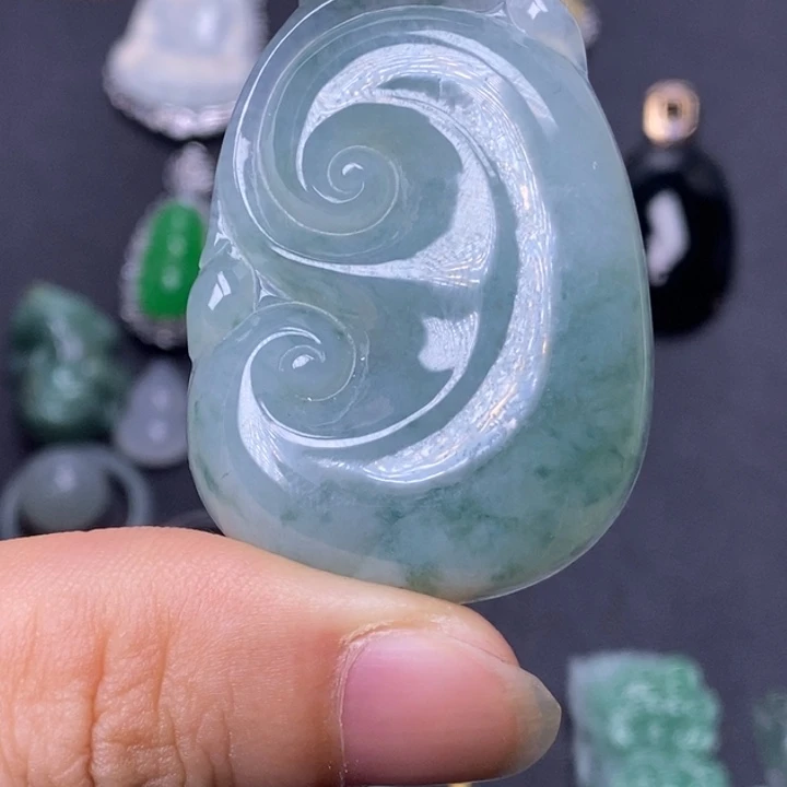 翡翠未镶嵌颈饰天然缅甸翡翠A货