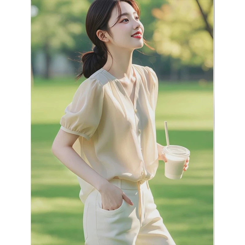 法式雪纺短袖上衣女2024新款夏轻奢高级感独特别致超好看薄款衬衫