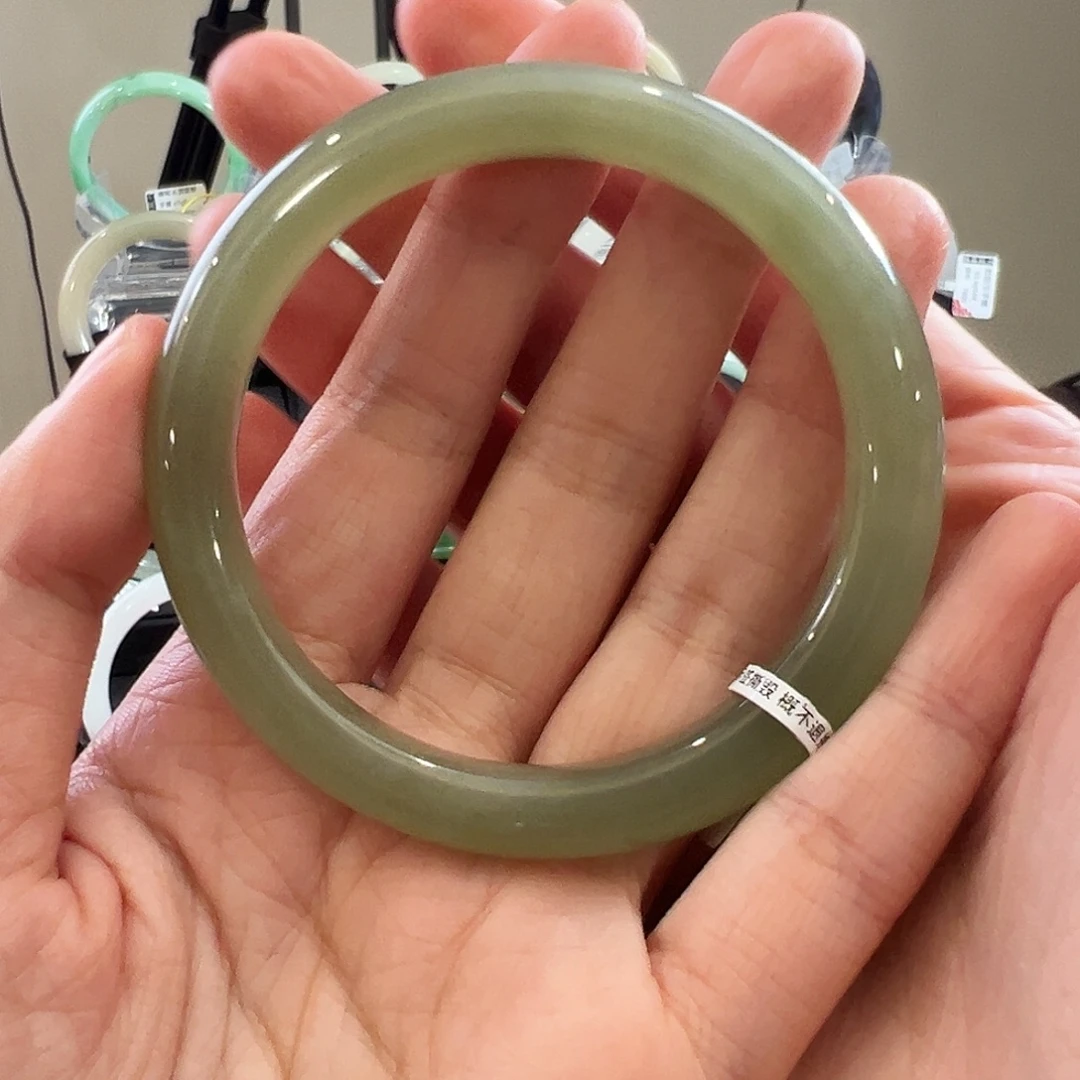 和田玉未镶嵌手镯58.9