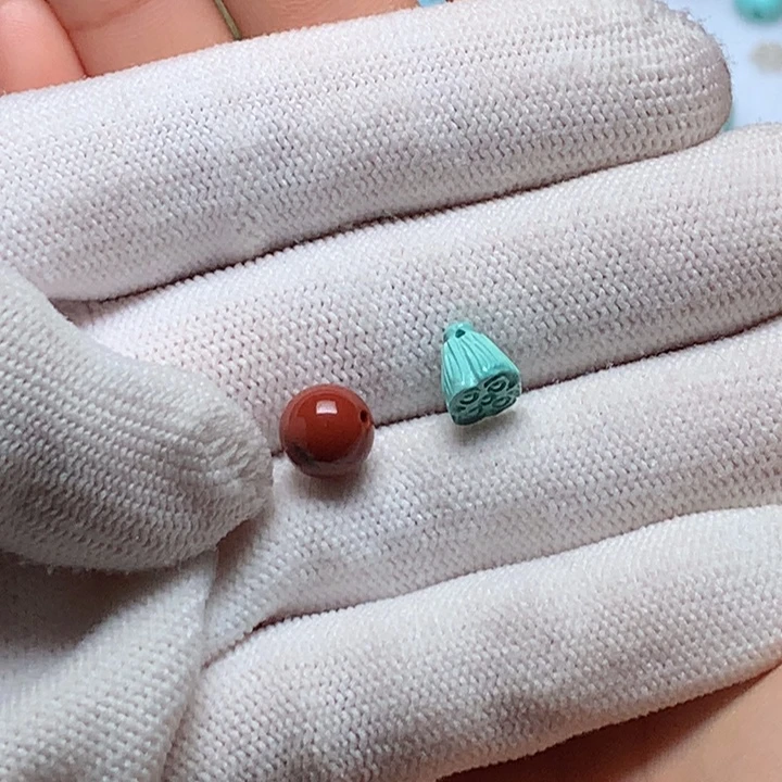 南红玛瑙未镶嵌珠宝奇石