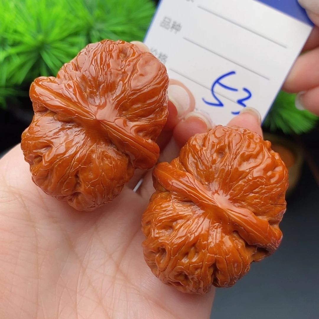 文玩核桃把件45元宝53