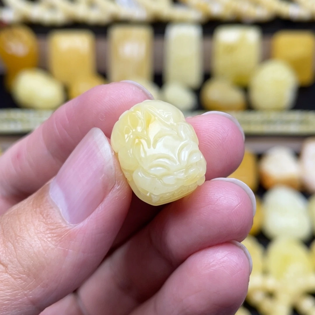 琥珀未镶嵌裸石琥珀蜜蜡