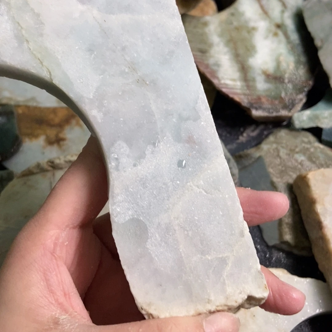 翡翠未镶嵌颈饰天然翡翠