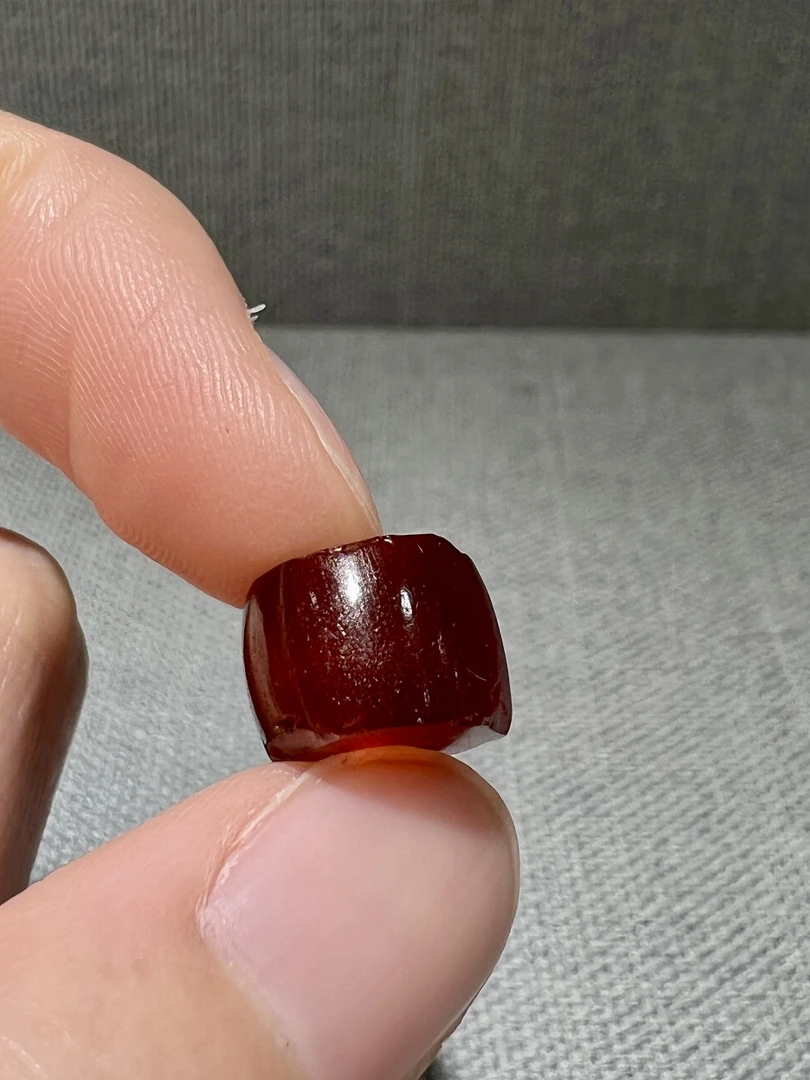 4号酒红玛瑙剁珠