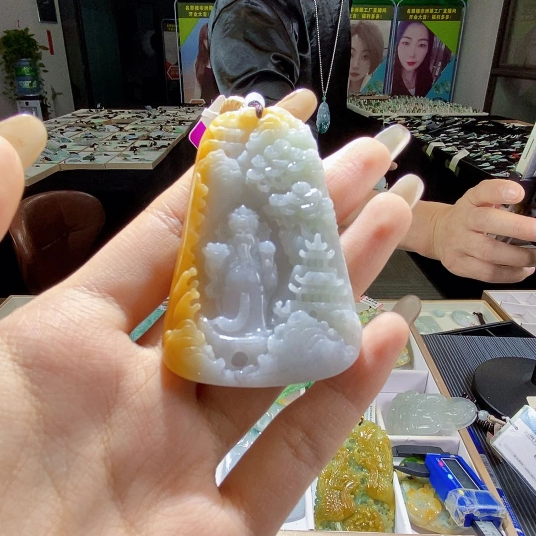 颈饰未镶嵌翡翠翡翠