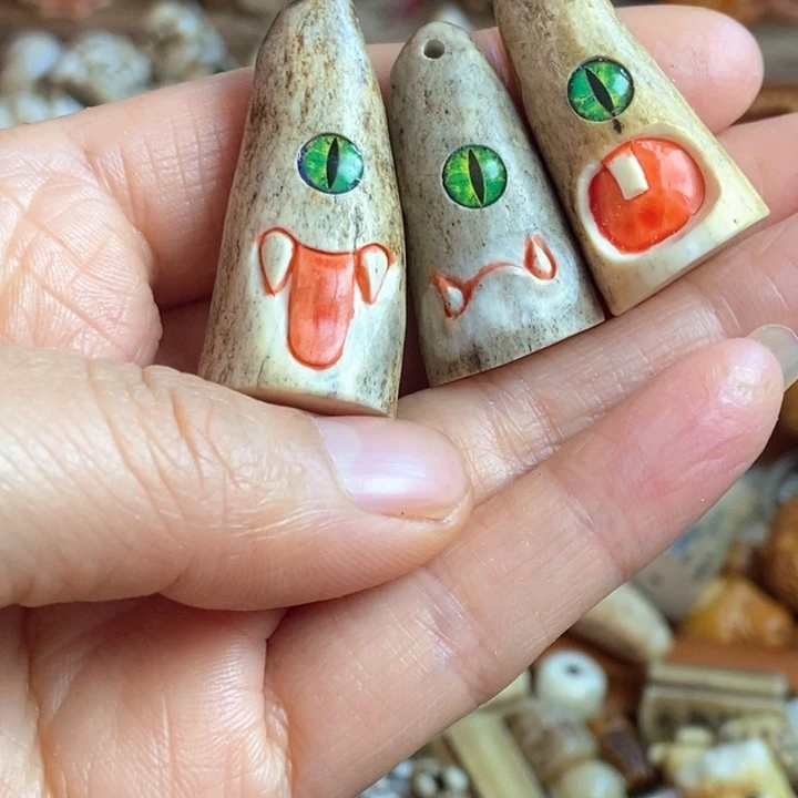 我***_配饰鹿角雕刻大牙