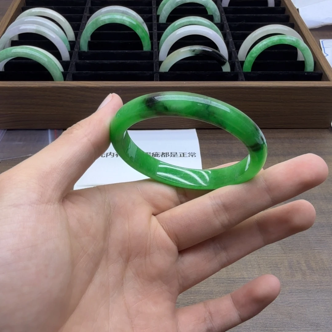 未镶嵌手镯翡翠d37