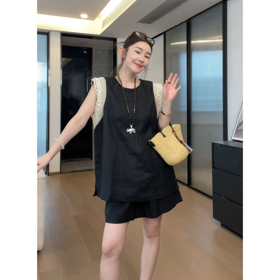 玖了个玖 2025夏 极简百搭双层蕾丝拼接袖上衣短裤套装 2506C3222