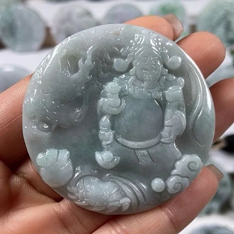 翡翠颈饰未镶嵌财神爷福利