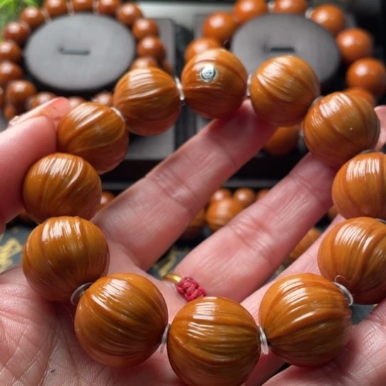 正***兔橄榄核吊坠橄榄2.0