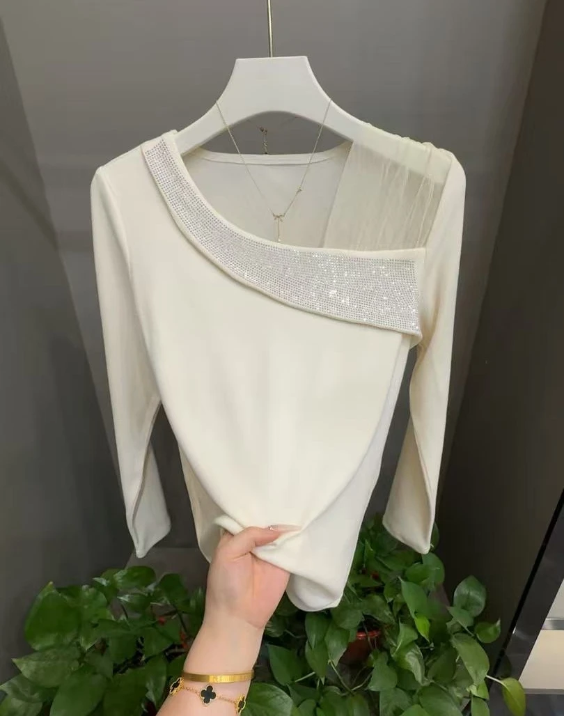 2025大码冬季显瘦遮肉粘钻双面磨毛薄绒镂空设计感蕾丝T恤820