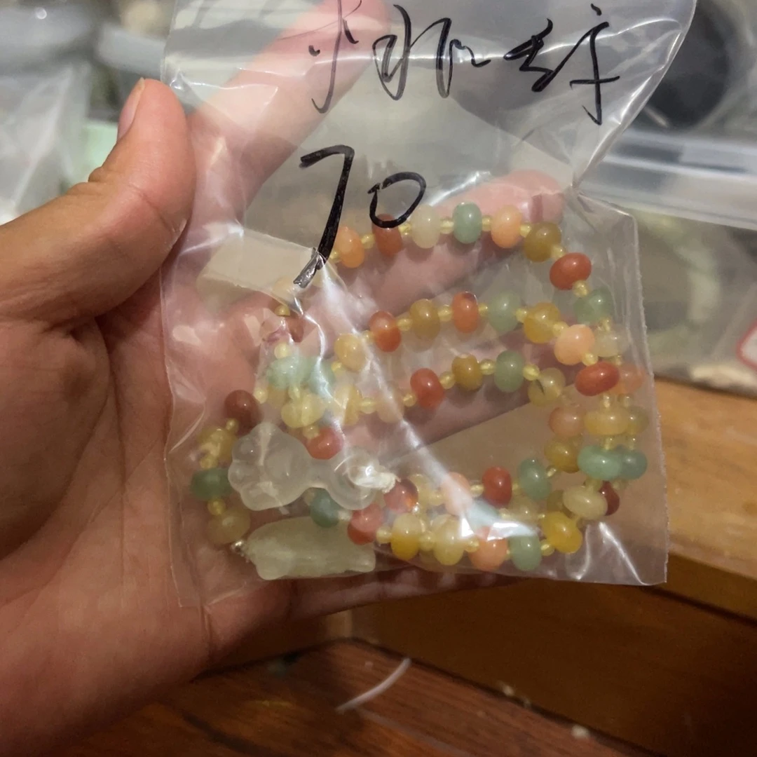 桃****蛇纹石玉未镶嵌发饰