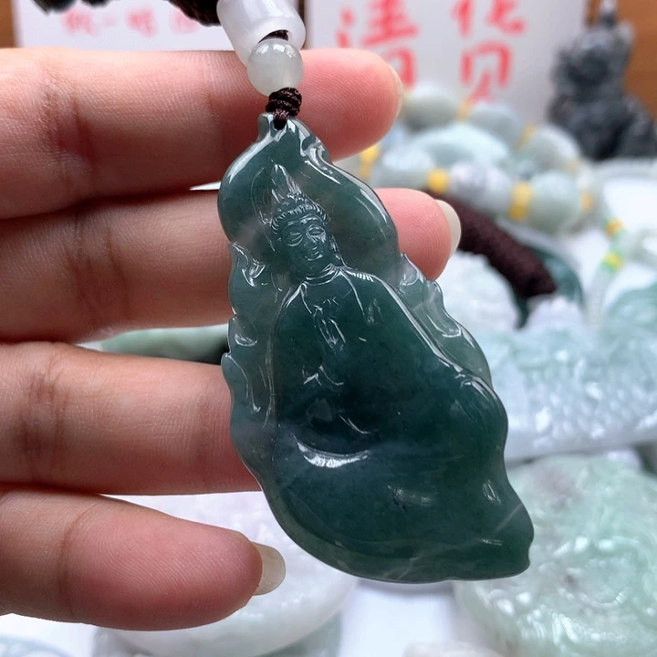 翡翠未镶嵌颈饰保真天然A货翡翠