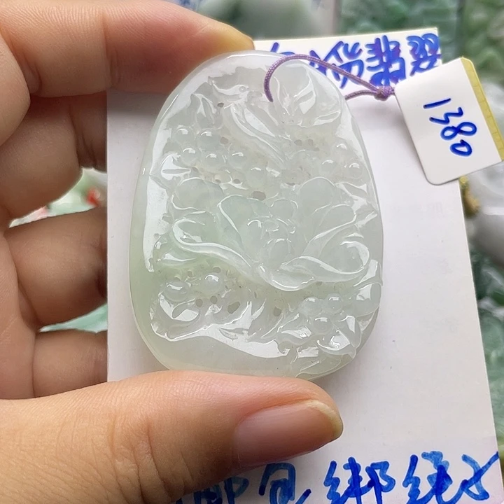 颈饰未镶嵌翡翠天然翡翠