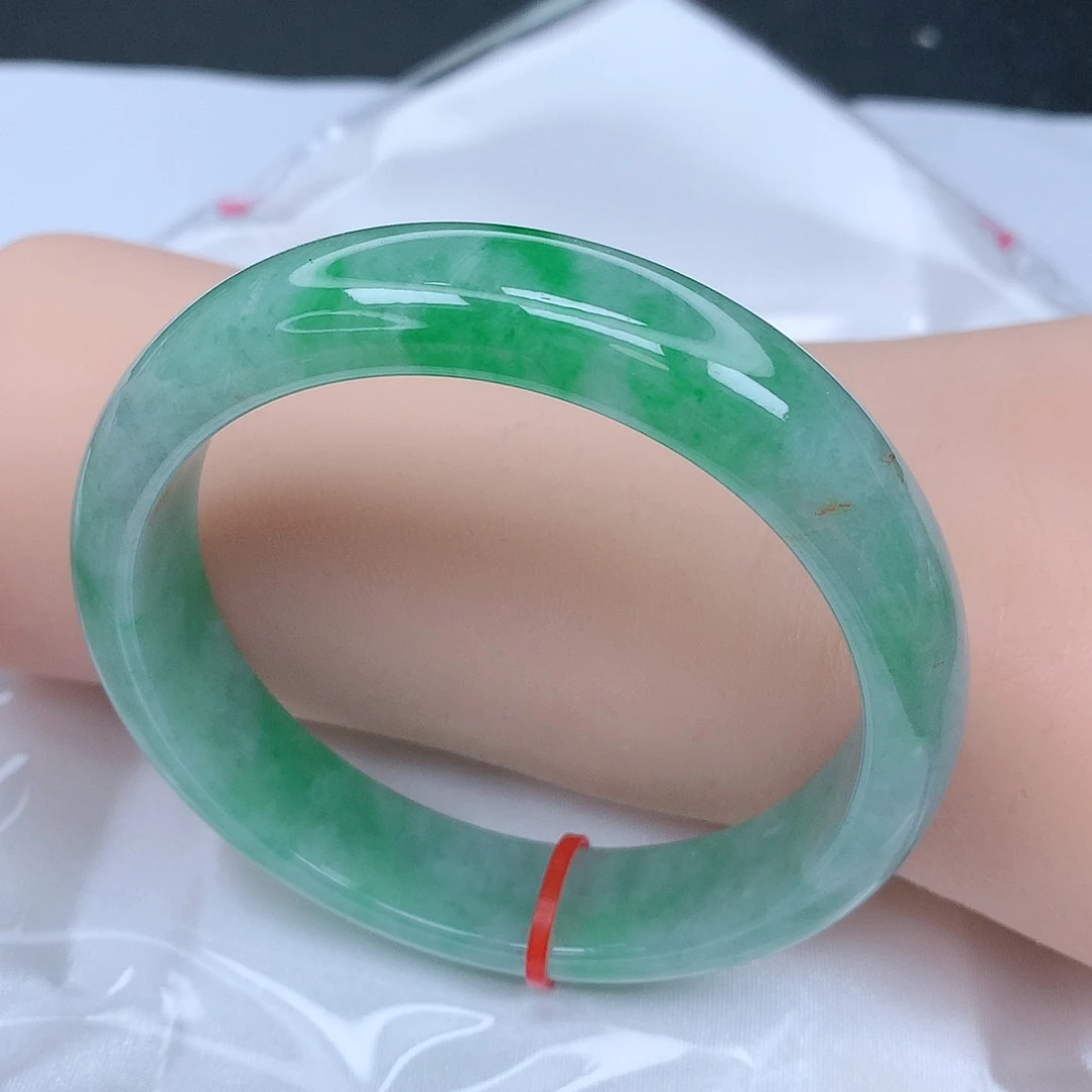 【闪购商品】翡翠手镯未镶嵌，58