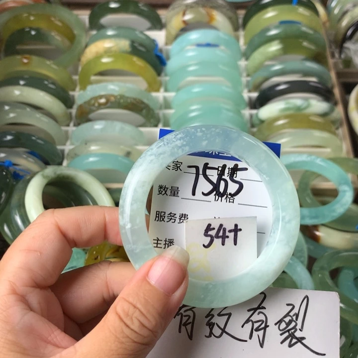 未镶嵌蛇纹石玉手镯7565