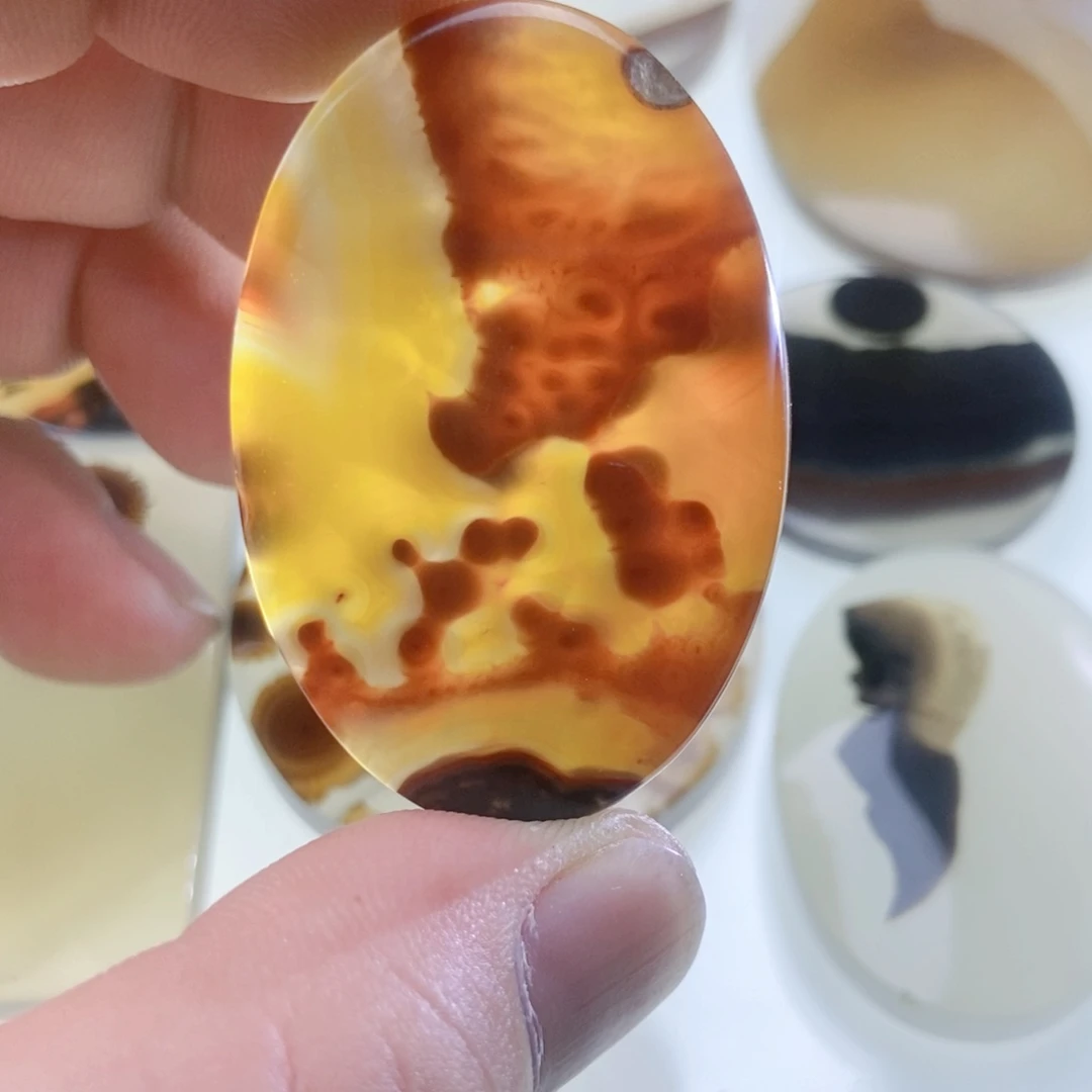 【闪购商品】玛瑙/玉髓颈饰未镶嵌