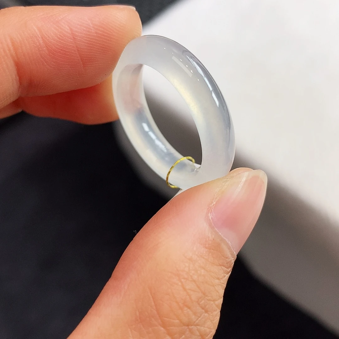 翡翠未镶嵌戒指21号