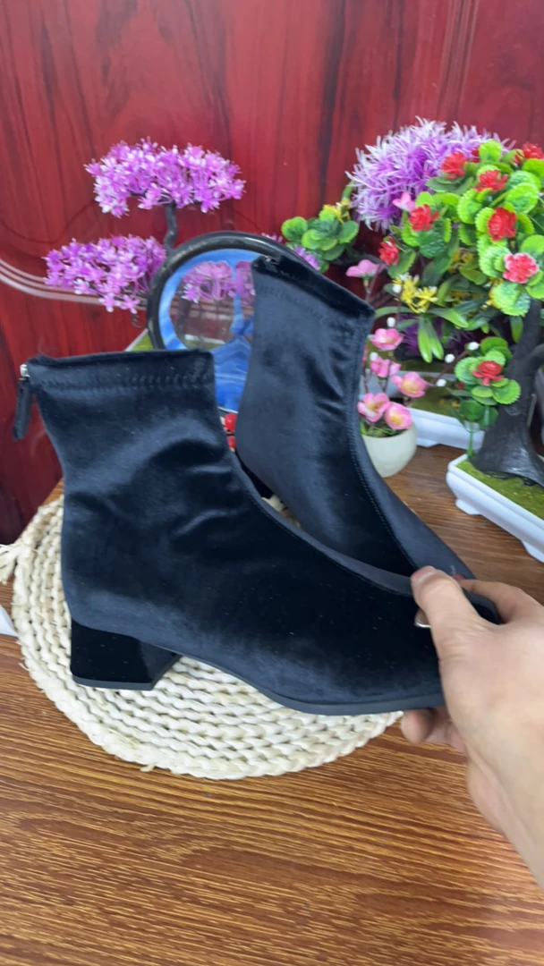 缘缘秋冬金丝绒方头百搭潮流女鞋5503