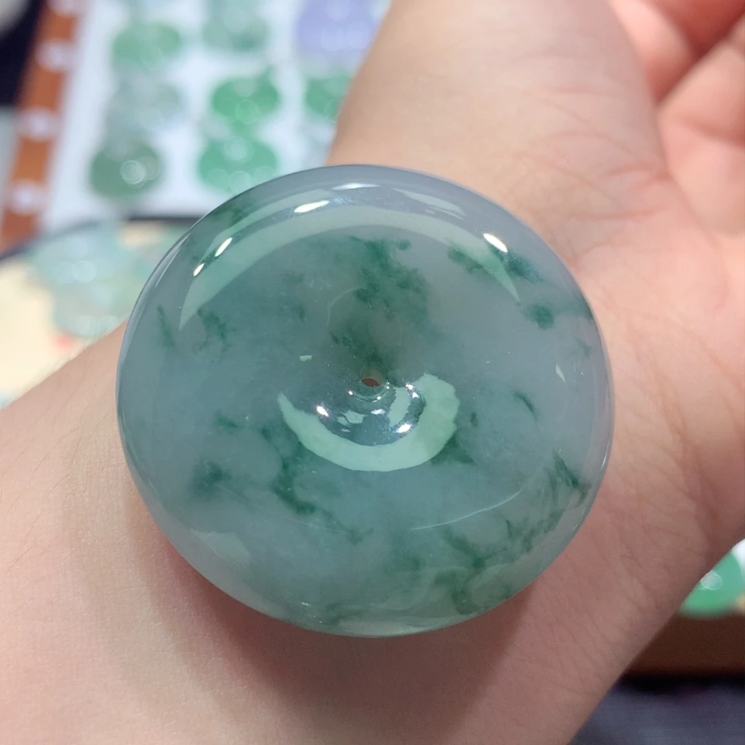 翡翠未镶嵌颈饰用****3