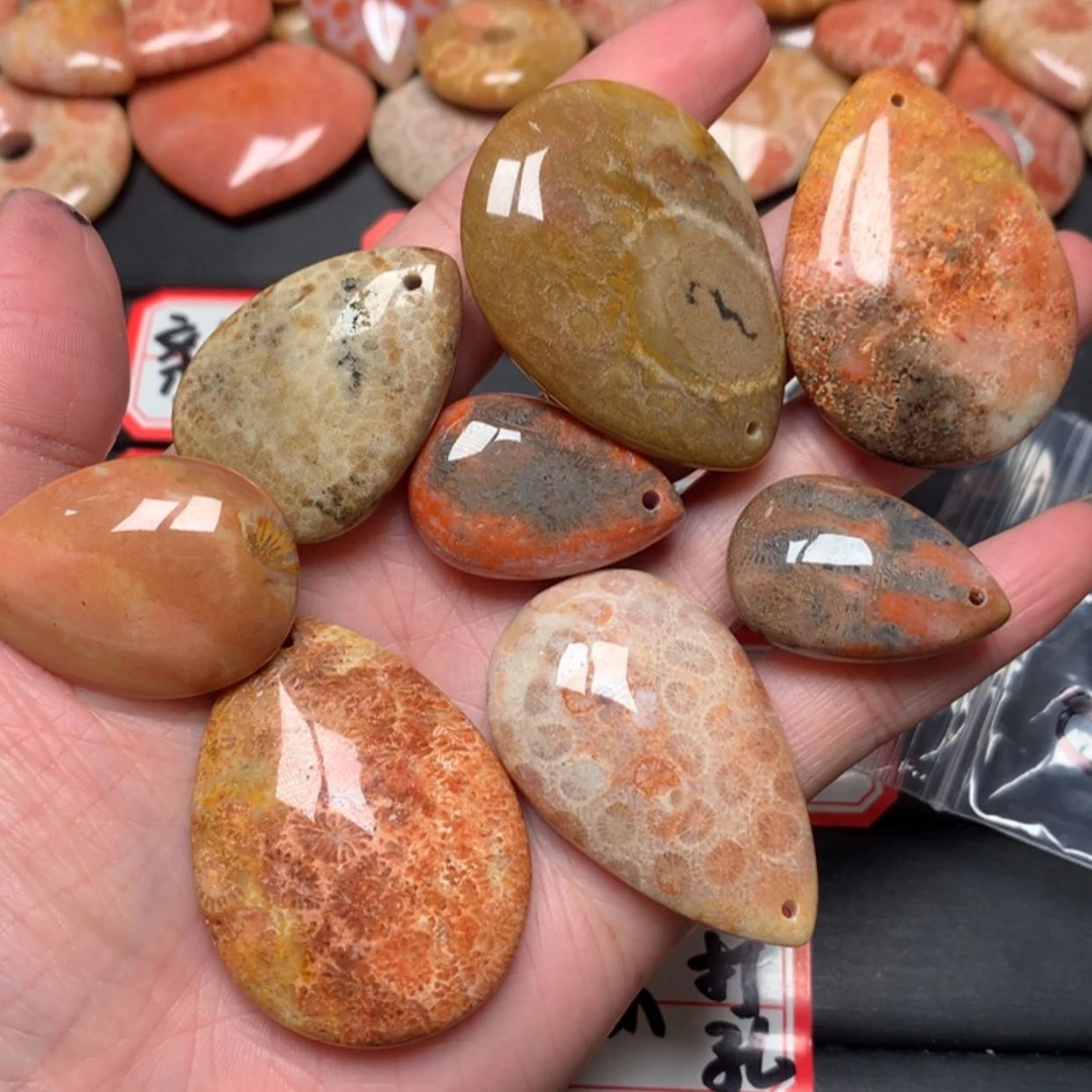 【闪购商品】硅化玉颈饰未镶嵌g****h