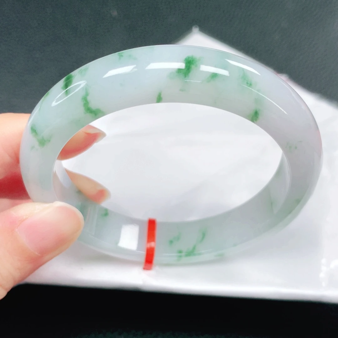 翡翠未镶嵌手镯56圈