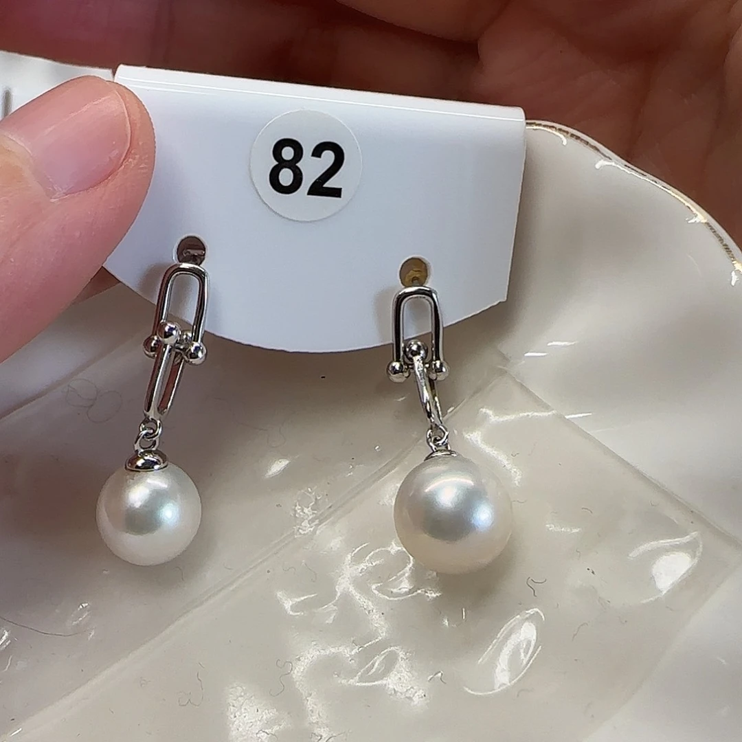 淡水珍珠耳饰银S925镶嵌1****?