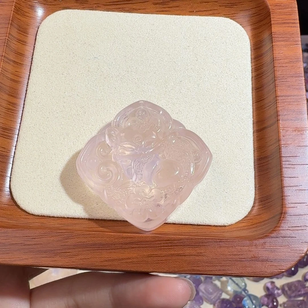 水晶手串未镶嵌粉水晶