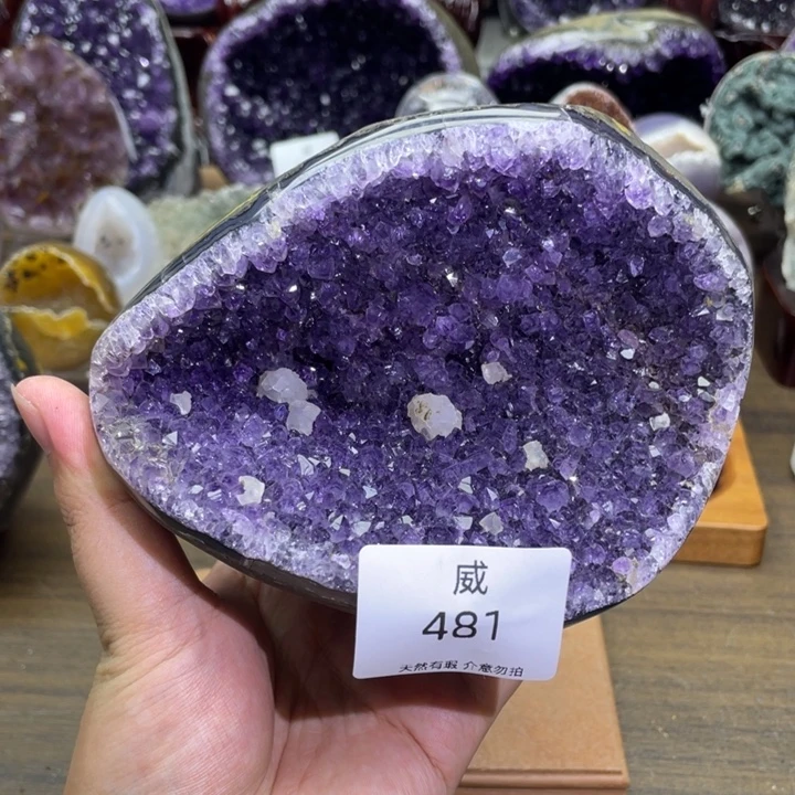 未镶嵌珠宝半成品水晶
