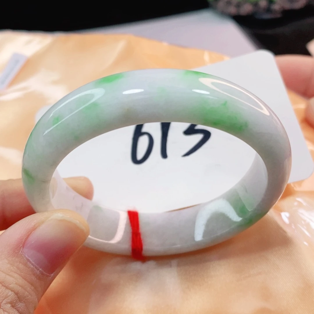 翡翠手镯未镶嵌53.8圈口贵妃