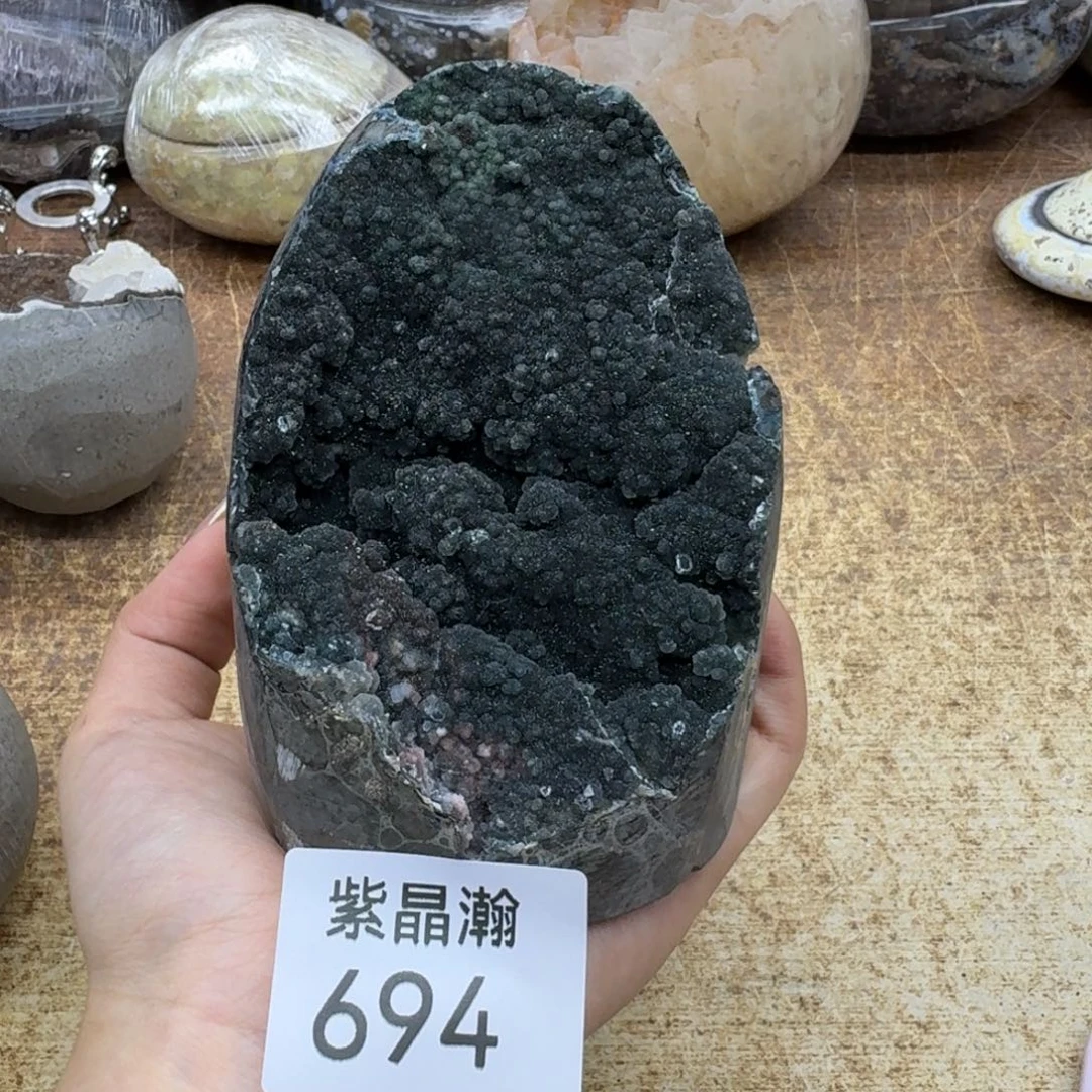 未镶嵌水晶大型摆件（非配饰）