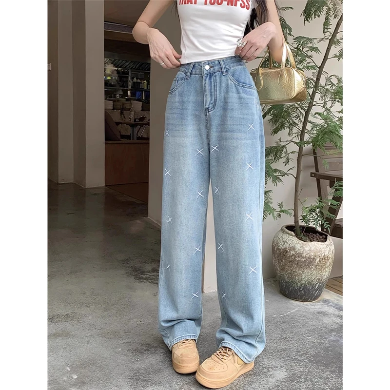 2-300斤胖mm大码女装2025新款刺绣百搭牛仔裤女松紧腰宽松直筒裤