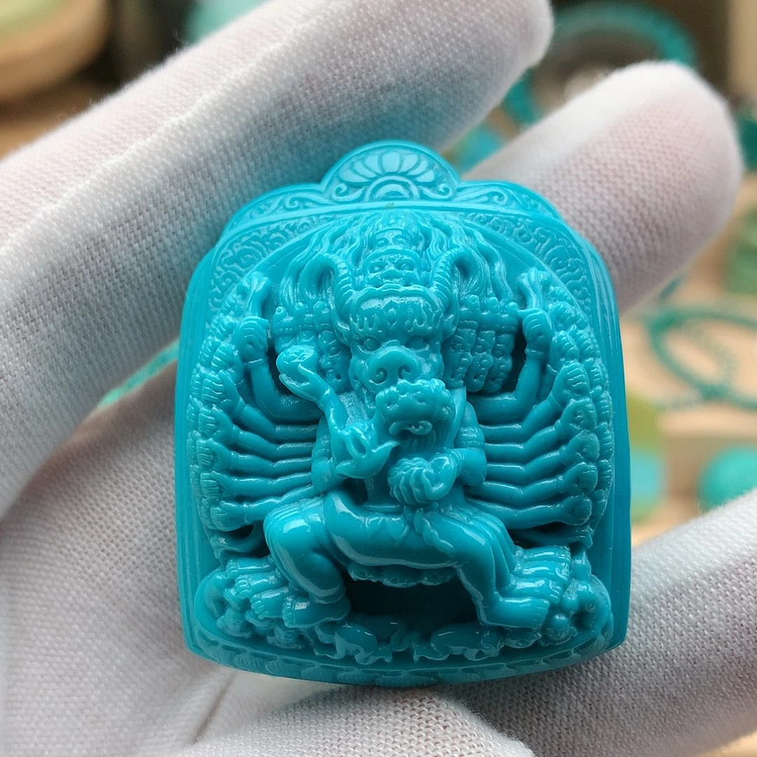 绿松石未镶嵌颈饰