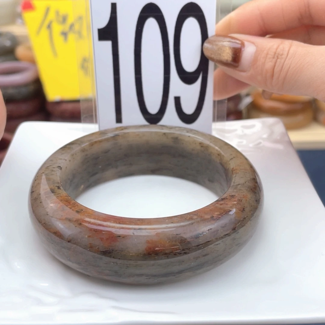 【闪购商品】石英质玉手镯未镶嵌