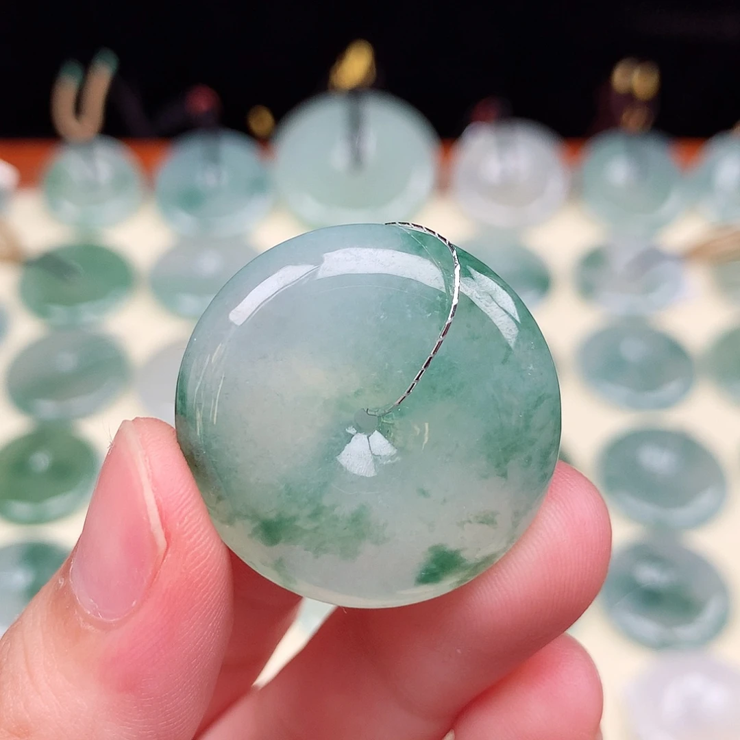 翡翠挂件未镶嵌29.9-7