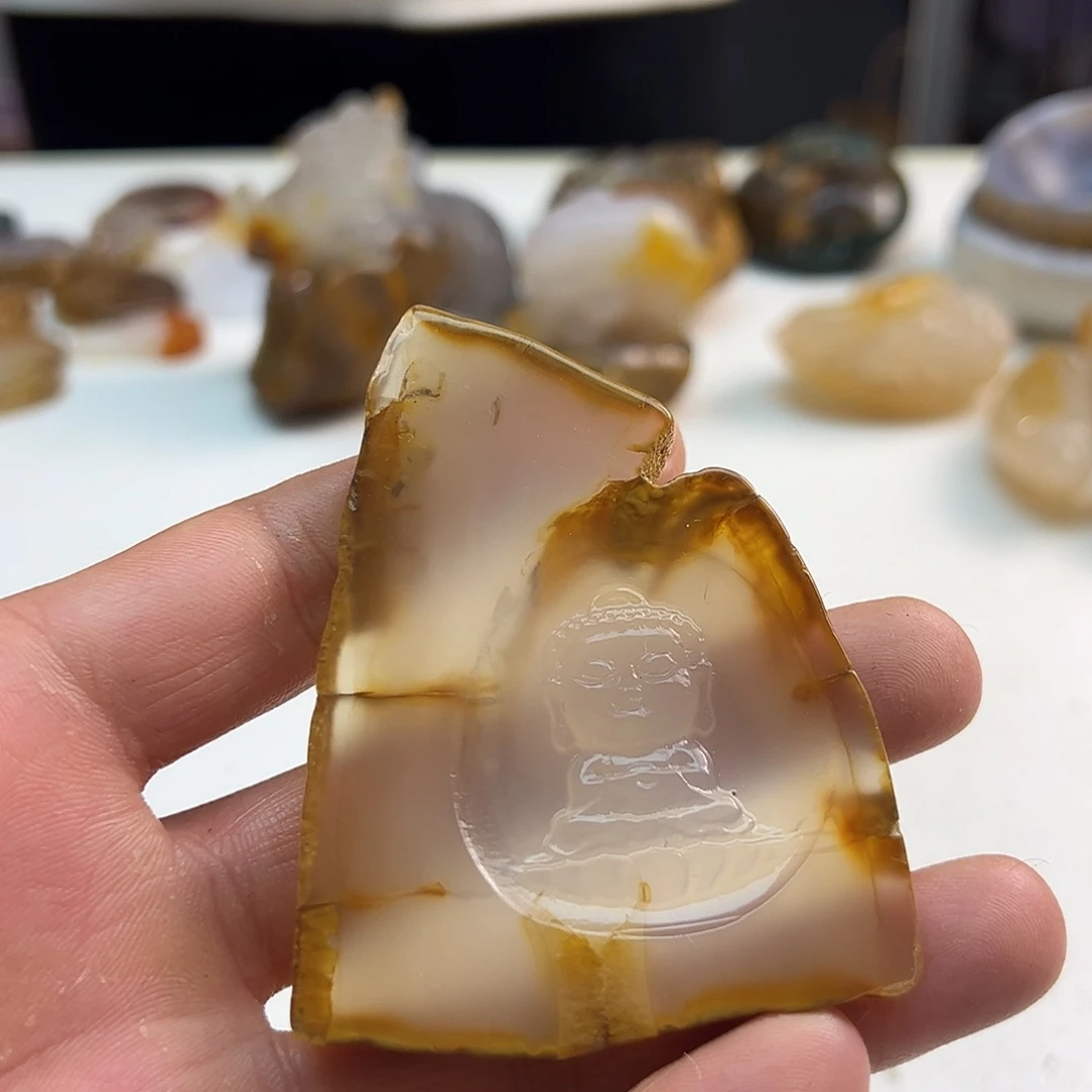 玛瑙/玉髓合金颈饰